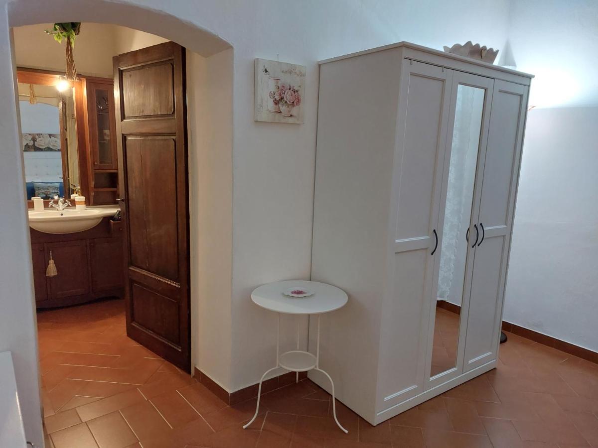 La Piccola Oasi Con Parcheggio Apartment Florence Exterior photo
